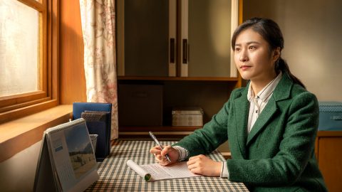 परमेश्वर के वचनों के मार्गदर्शन से, मैंने अंधेरी ताकतों के दमन पर काबू पा लिया है